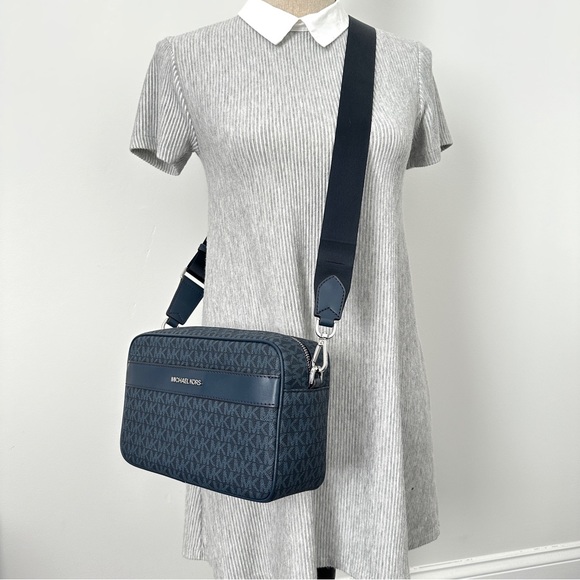 Michael Kors Large Pocket Kenly Crossbody Bag in Admiral Blue - Picture 8 of 15